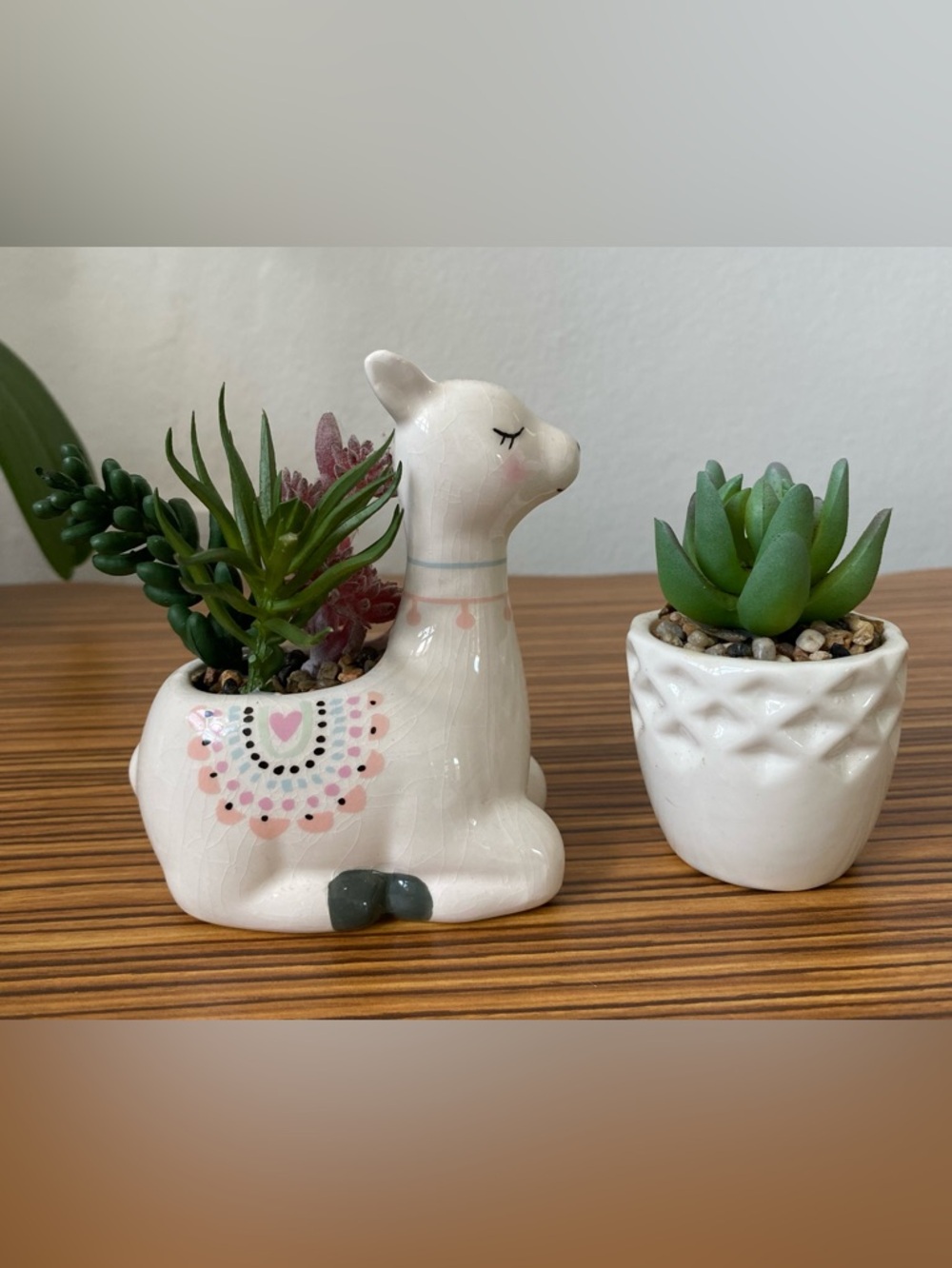 Set Ceramic Llama Planter with Pink Accents
